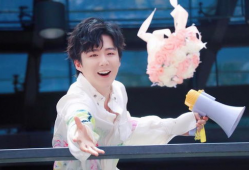 吃瓜爆料刘宇宁聚餐,吃瓜群众热议